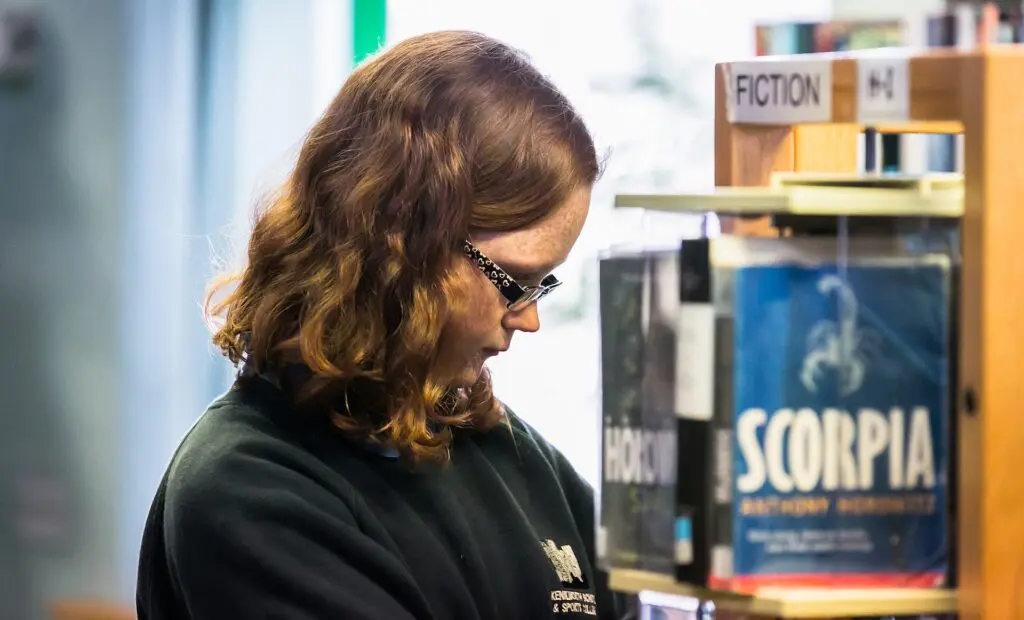 Student in library